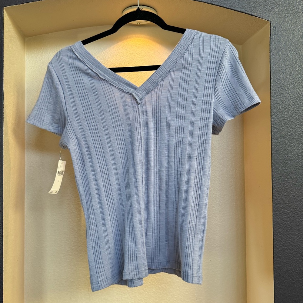 Anthropologie Pilcro blue V-Neck short sleeved shirt. M